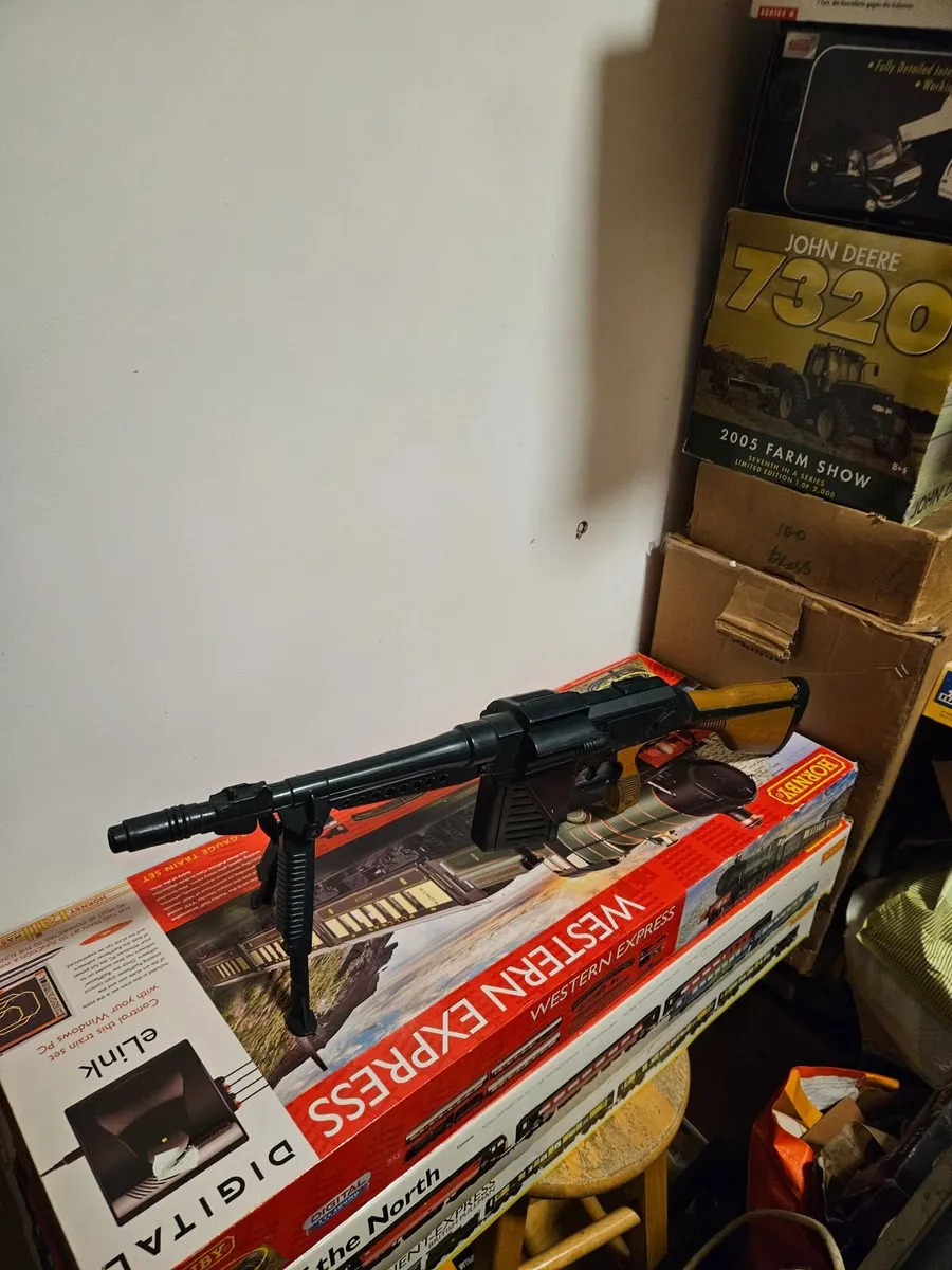 Vintage Marx Plastic Childs Machine Gun - Image 1