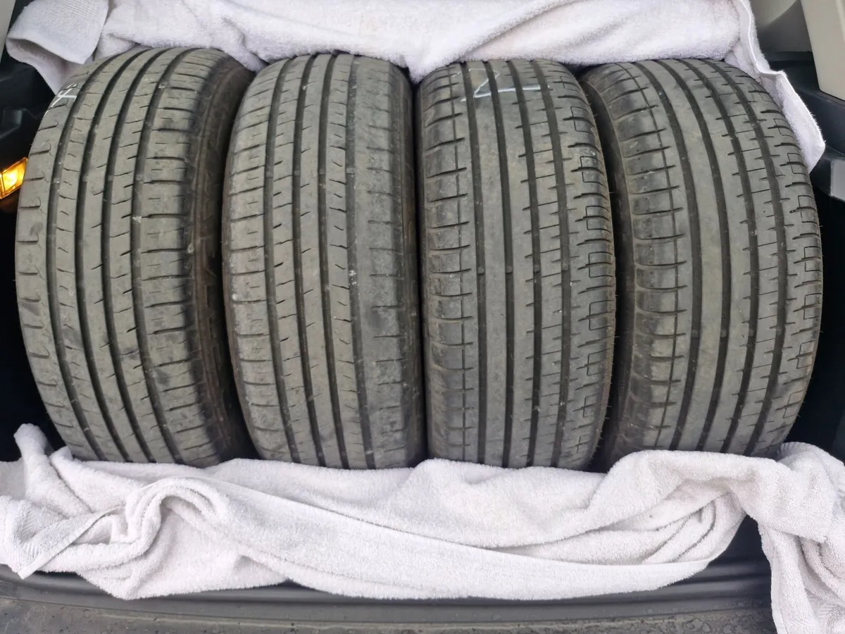 All-Season Tires 205/55 R17 95XL - Image 1