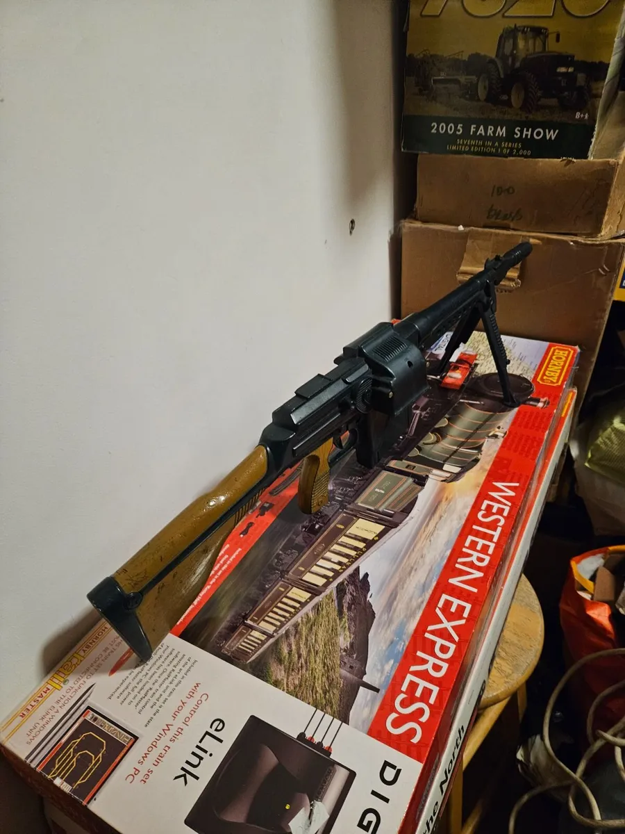 Vintage Marx Plastic Childs Machine Gun - Image 4