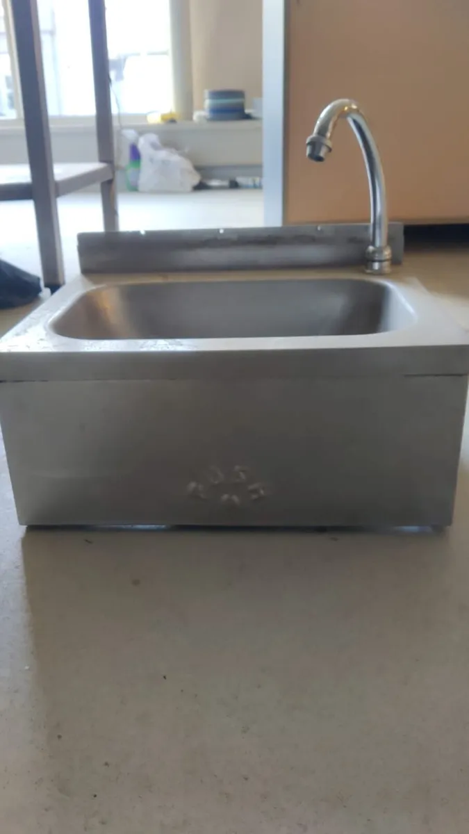 Stainless Steel Commercial kitchen fittings - Image 3