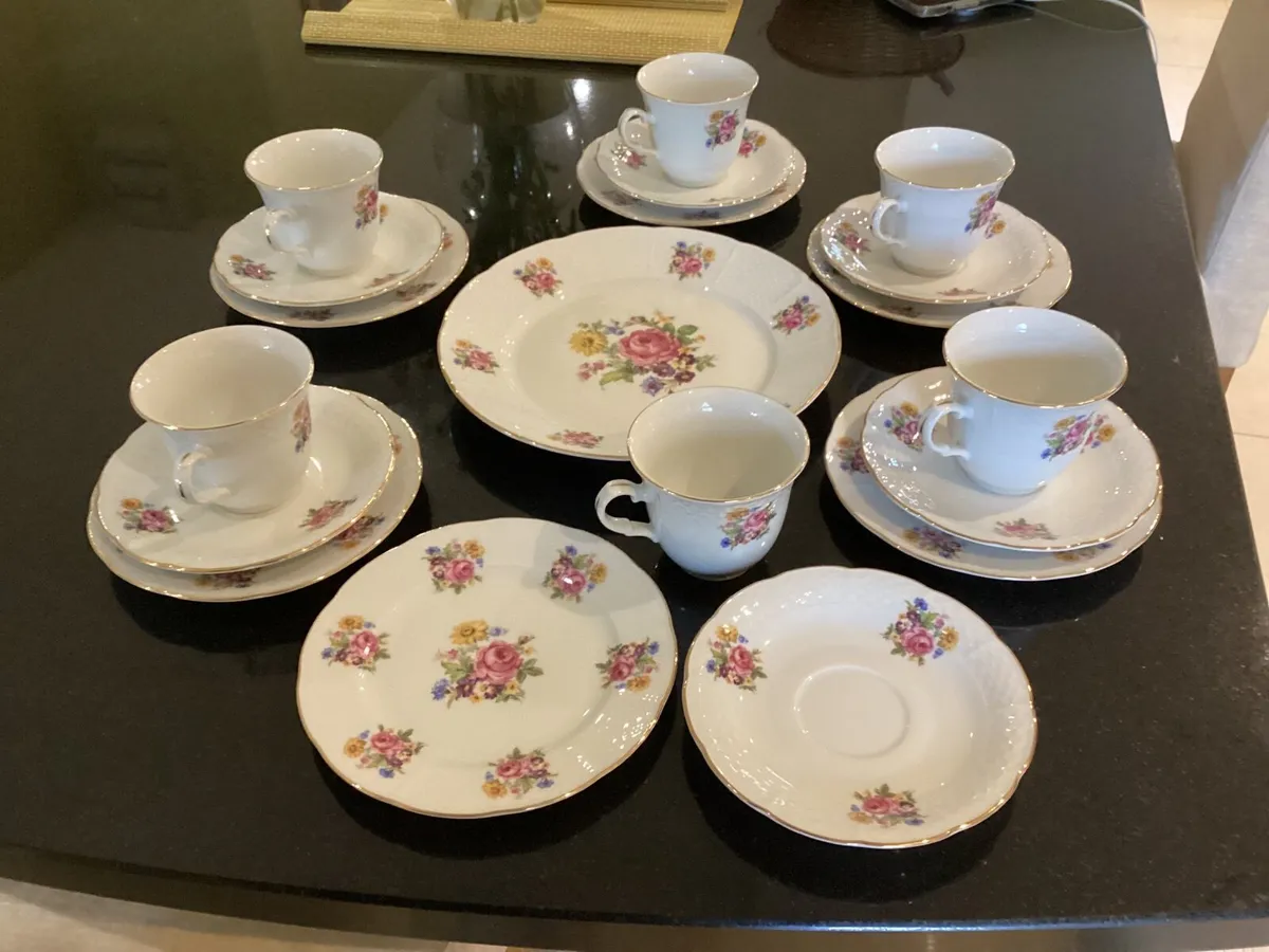 Tea Set - Image 1