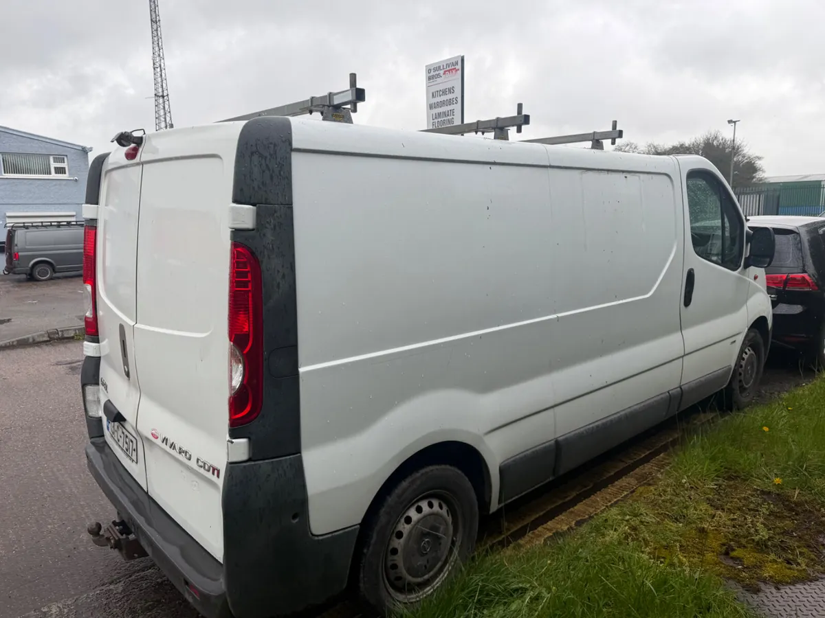 13 traffic - Image 2