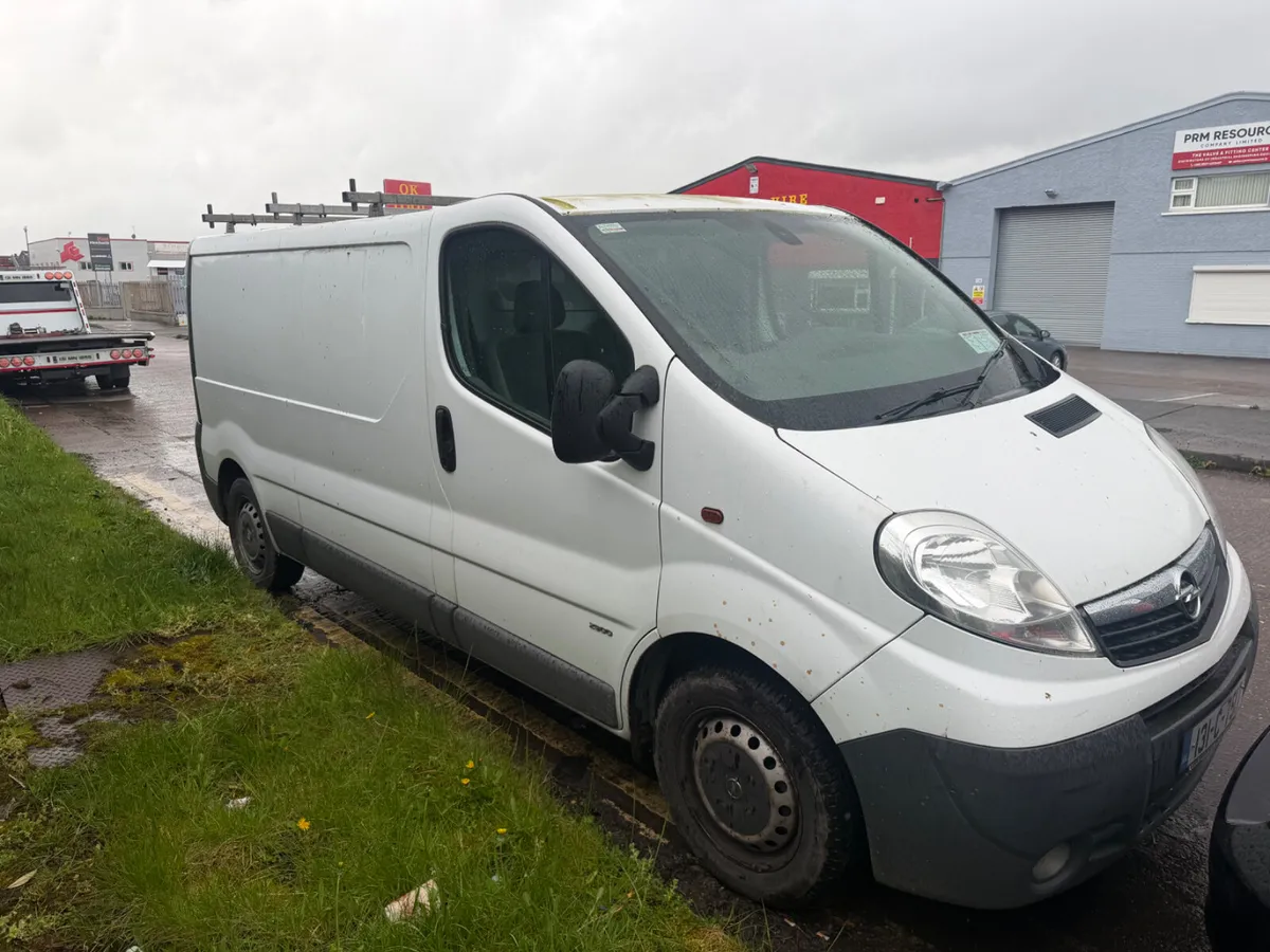 13 traffic - Image 1