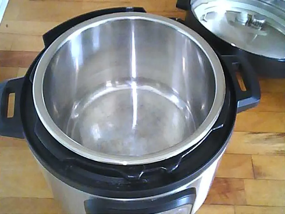 Instant Pot Slow Cooker 3L - Image 2