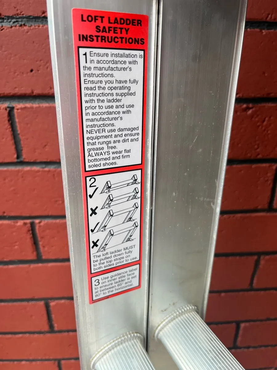 Aluminium Folding Attic Access Ladder - Image 3