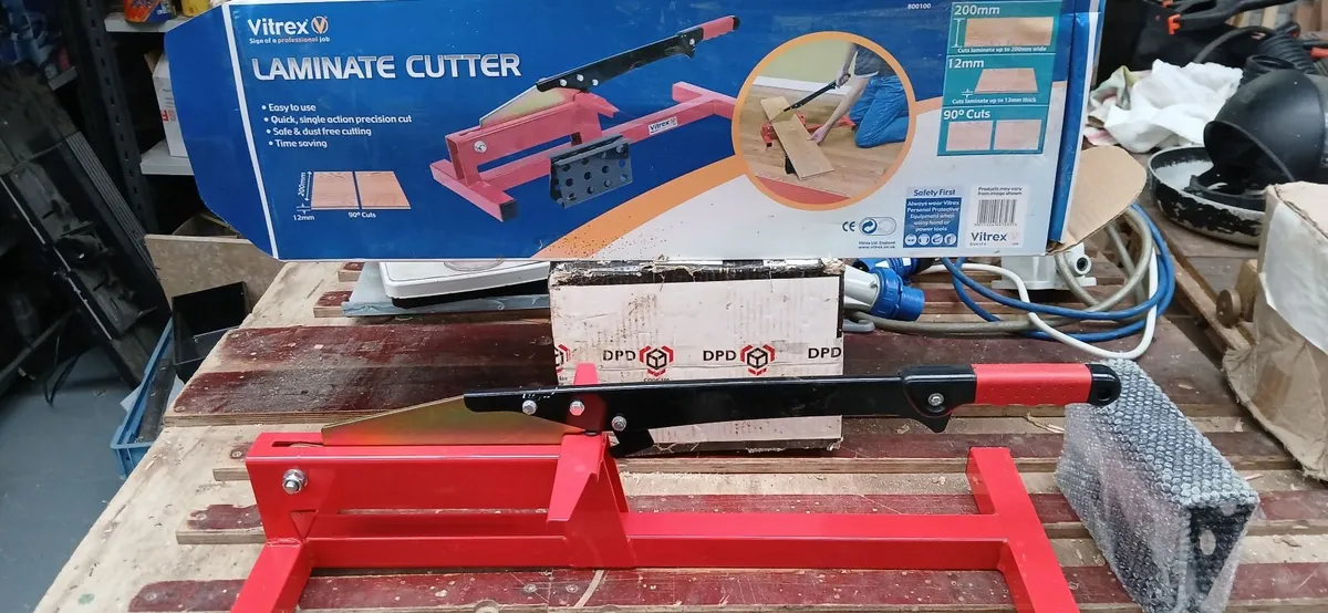 Floor Laminate Cutter