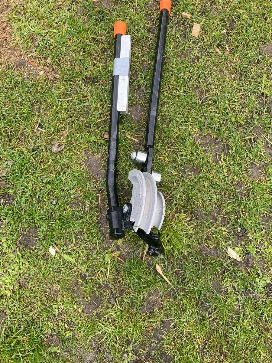 Pipe bender - Image 1