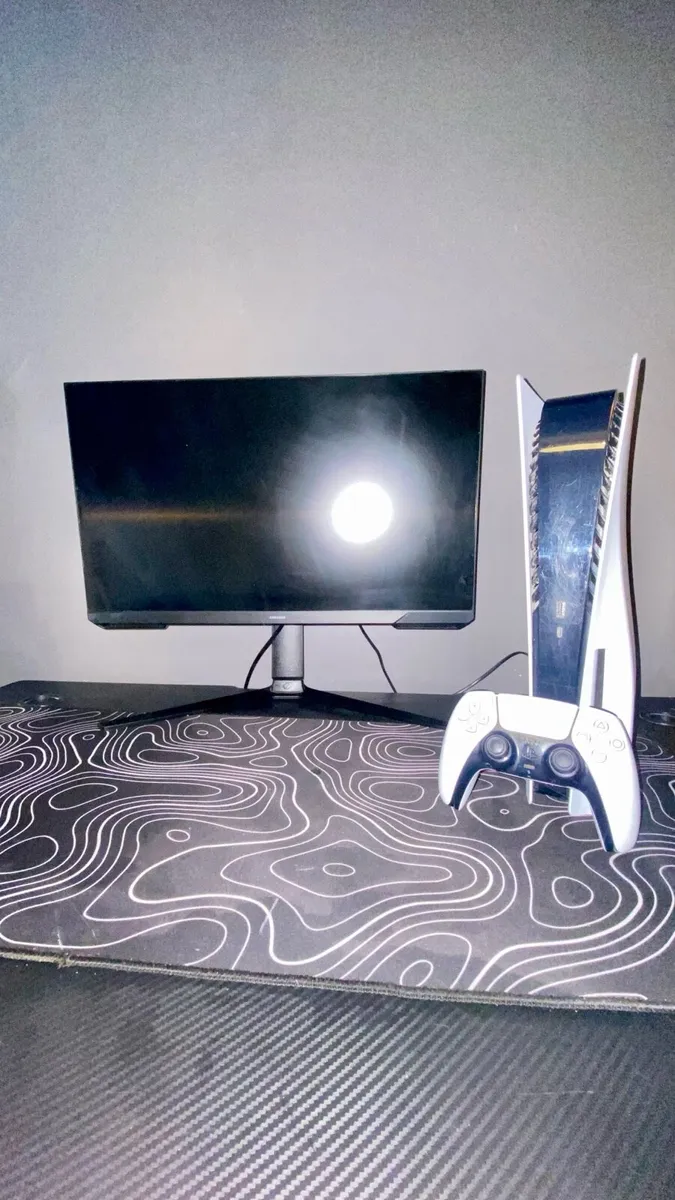 PS5 + 32” 180hz Gaming Monitor Bundle - Image 1