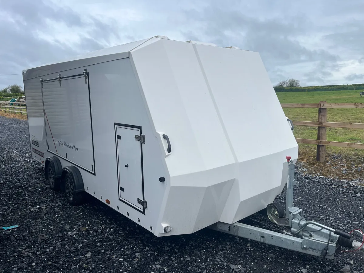 Brian James shuttle trailer - Image 1