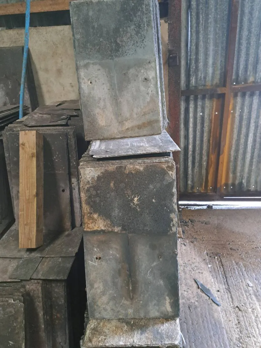 1000 qty 24x14 Reclaimed Slates. £ 3.50 each - Image 1