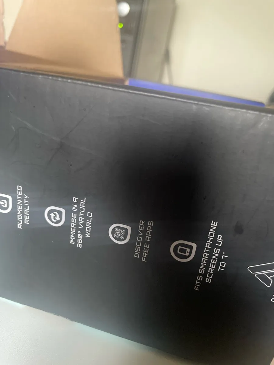 Virtual reality Headset for smartphones - Image 4