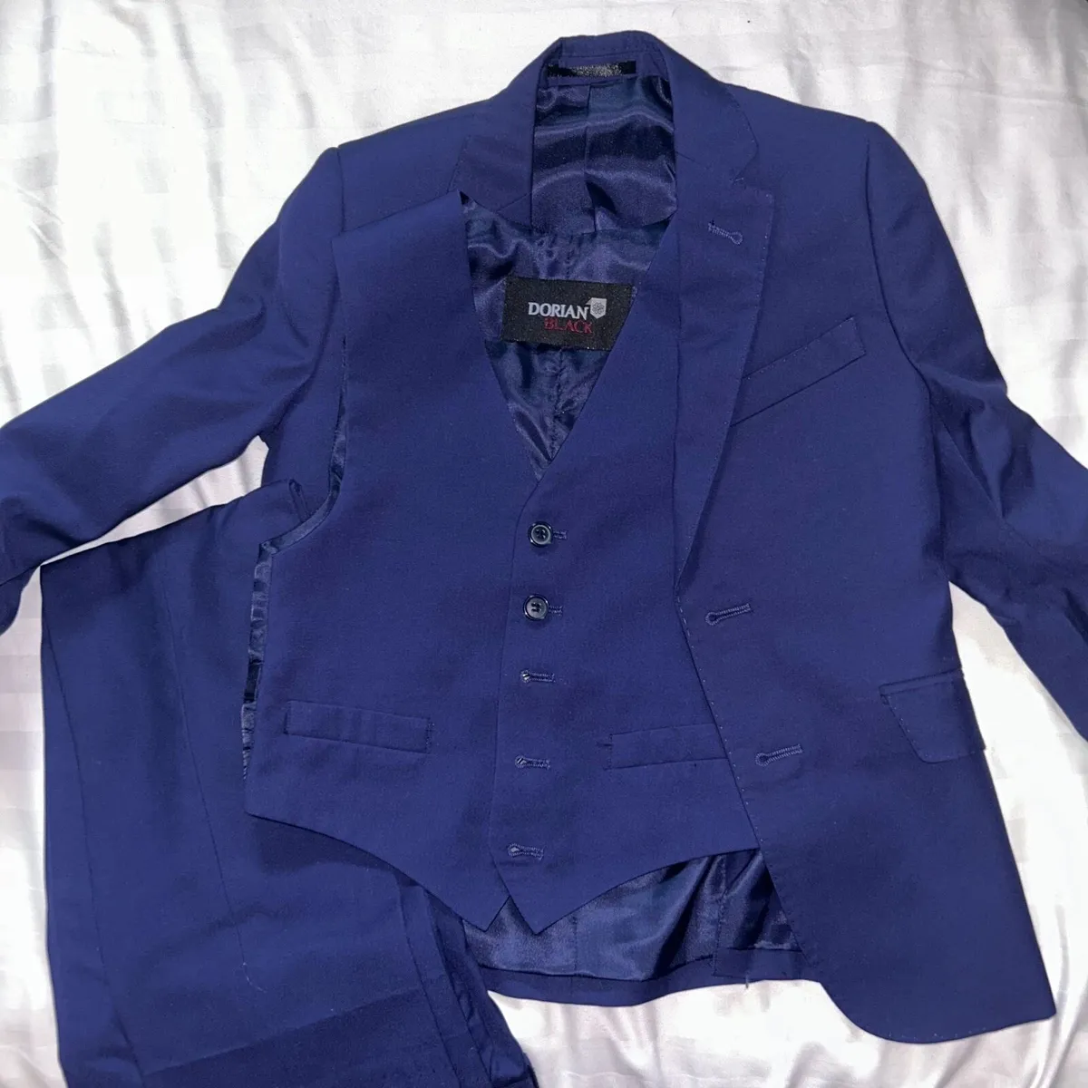 Dorian Black Suits - Image 1