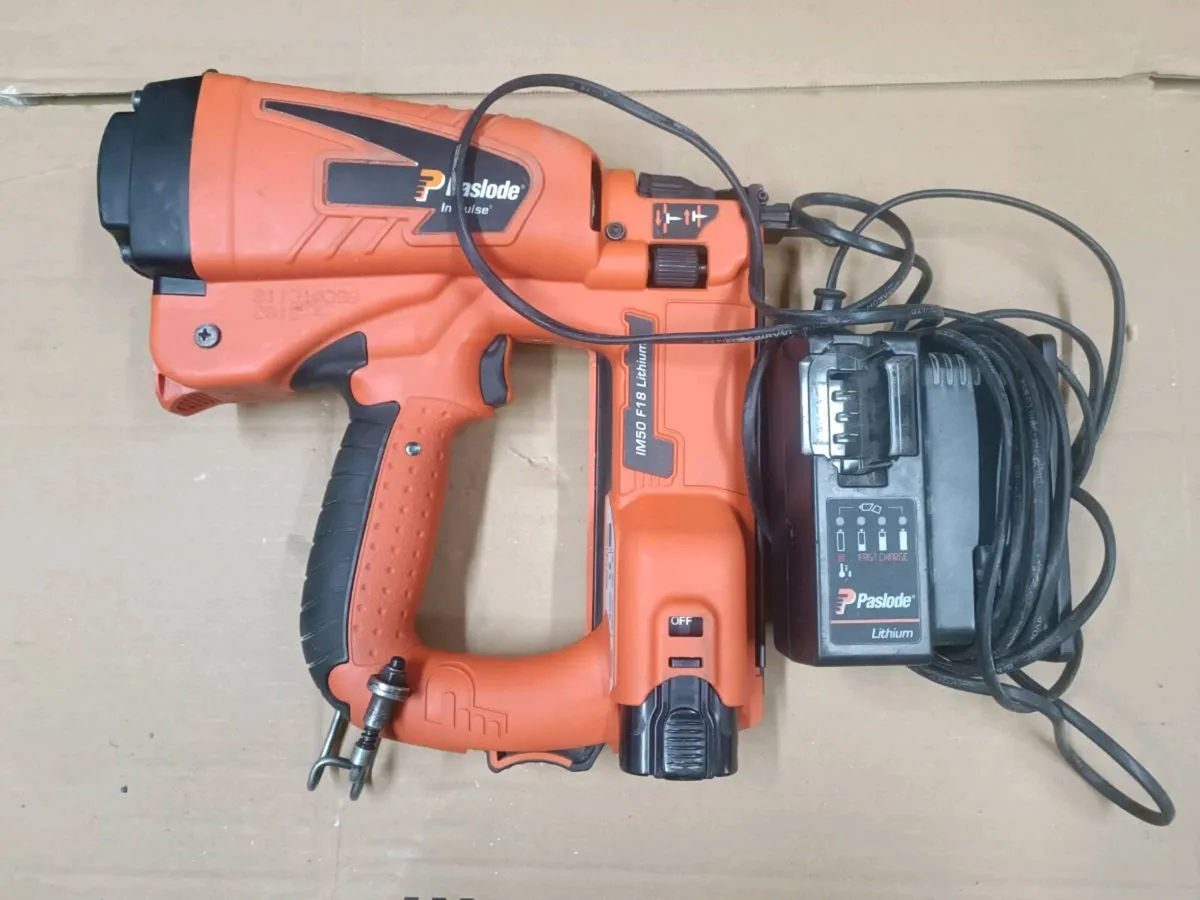 Paslode im50 F18 second fix gun.