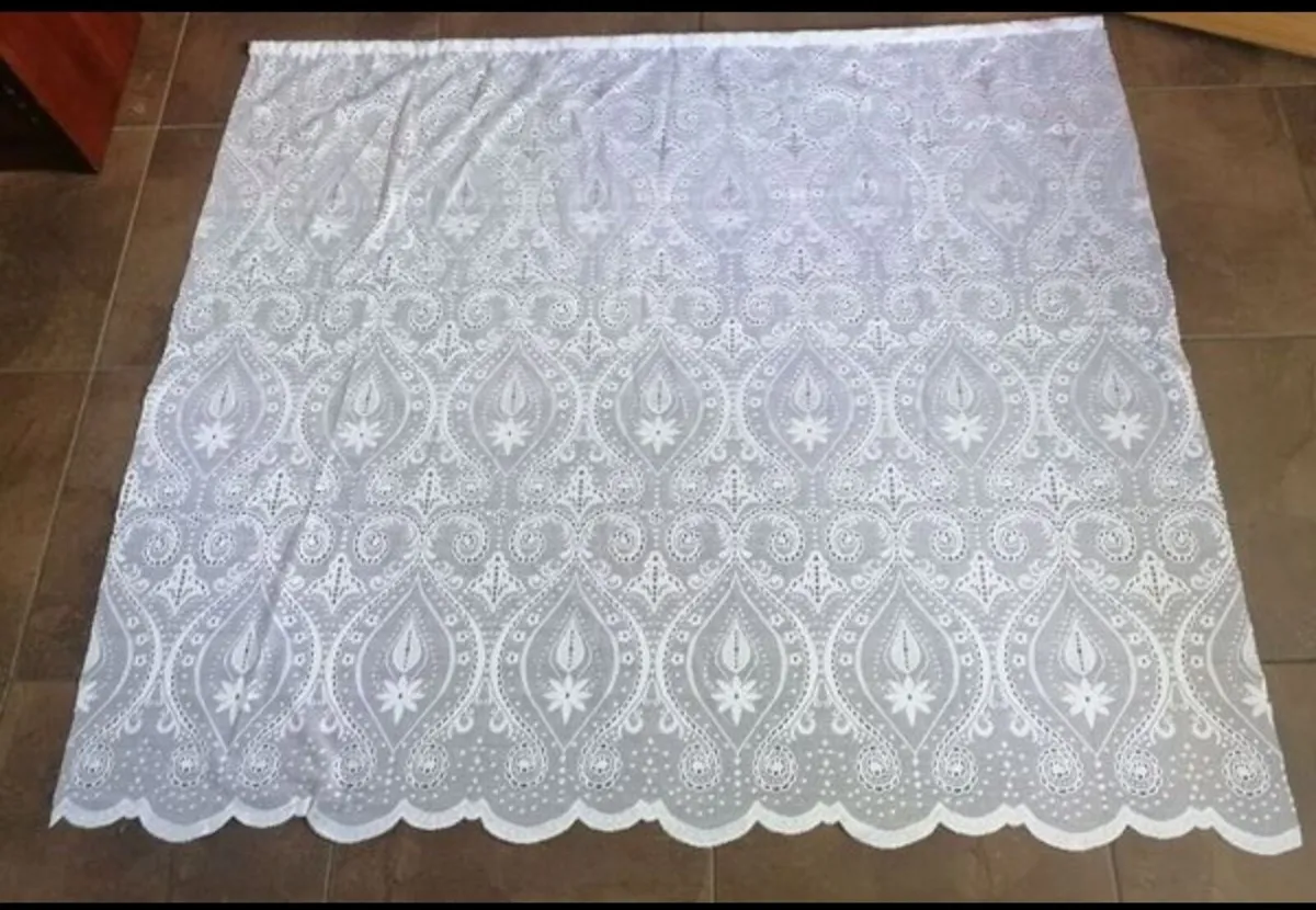 4 Net Curtains - Image 2
