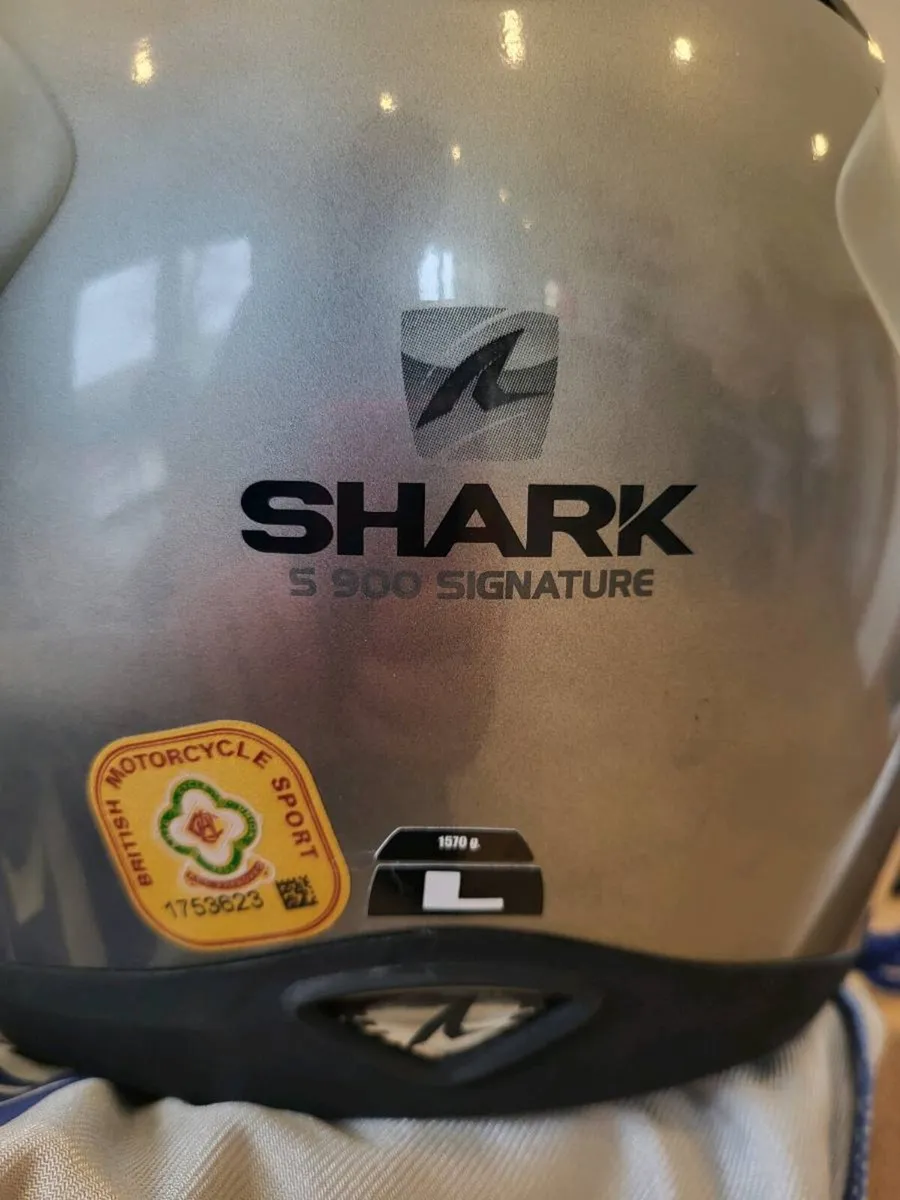 Motorbike gear - Image 4