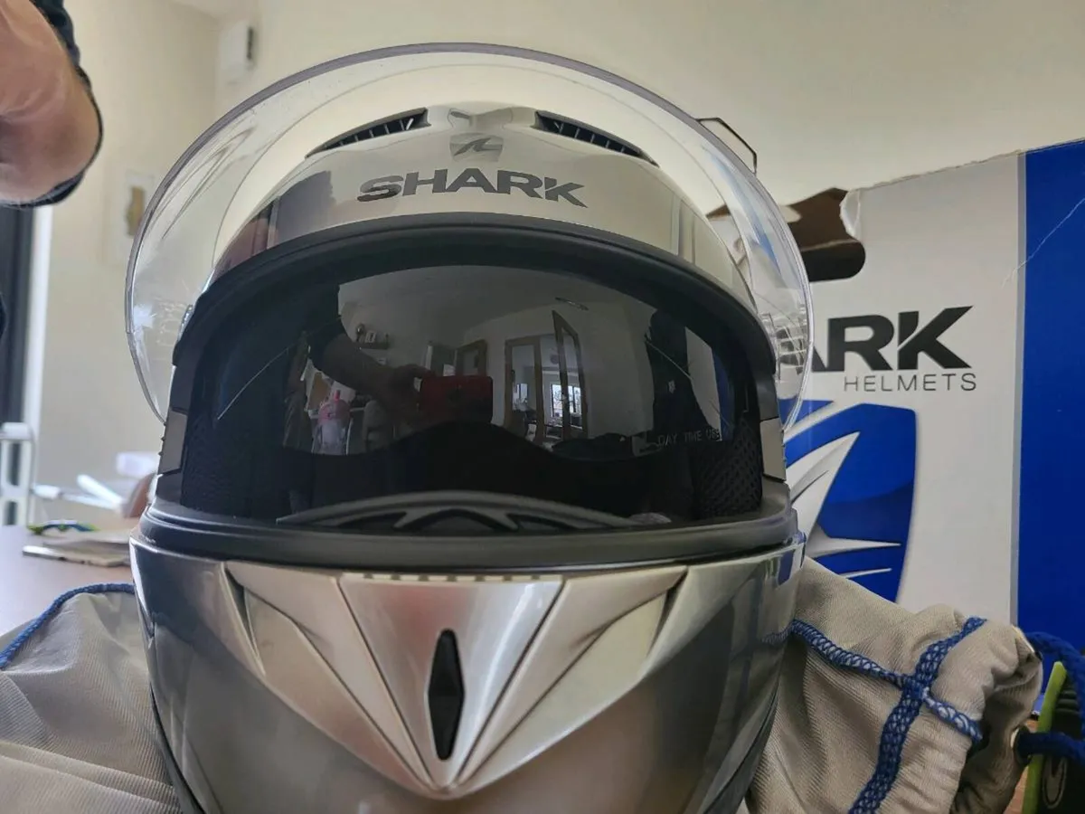 Motorbike gear - Image 3