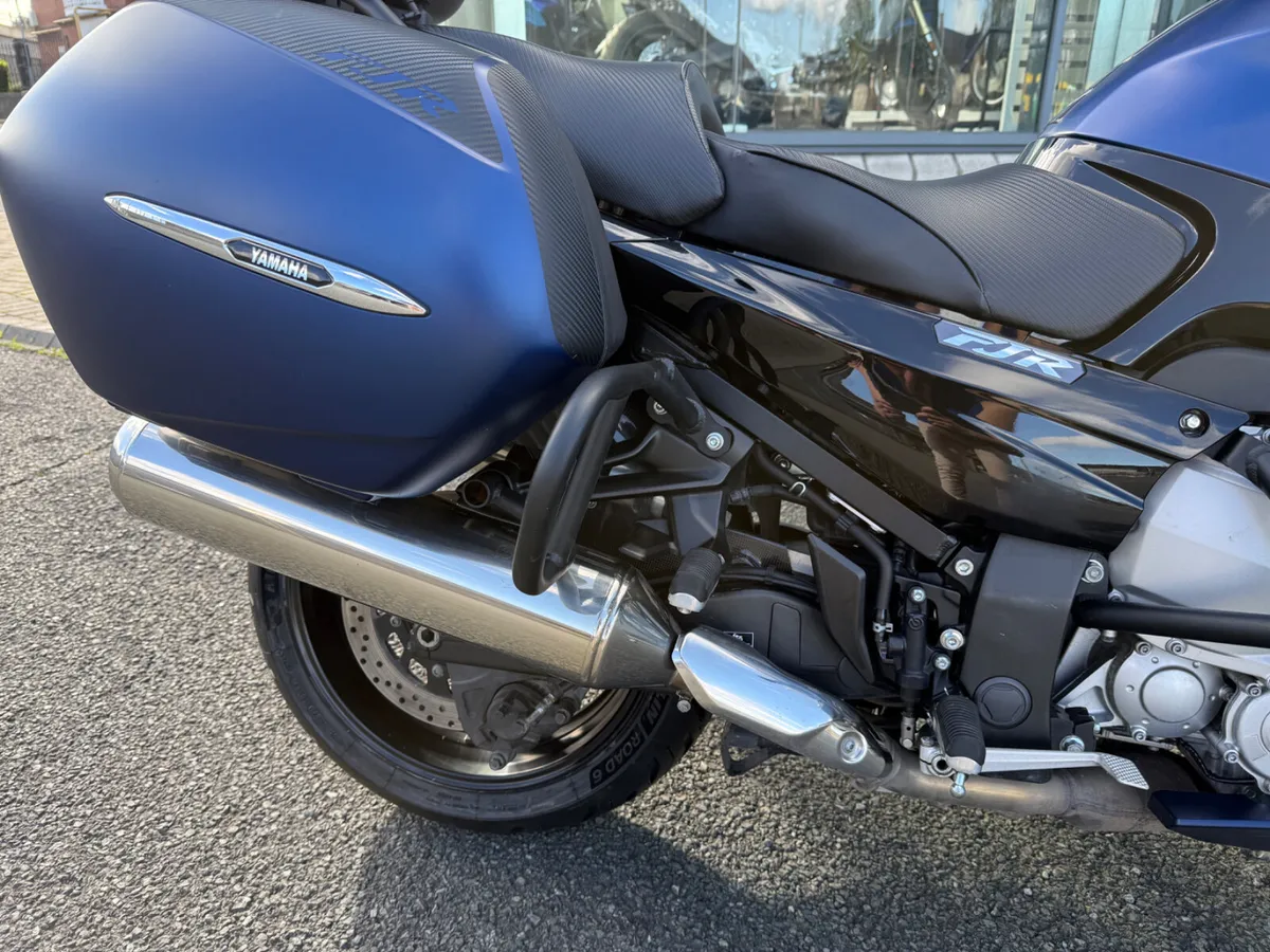 2019 Yamaha FJR 1300 - Image 3