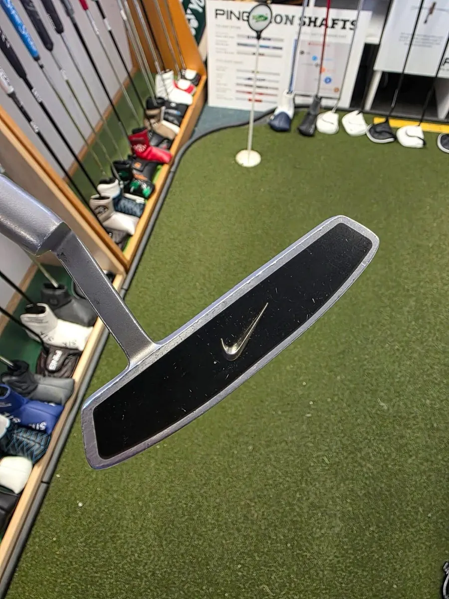 Left Hand Nike Putter - Image 3