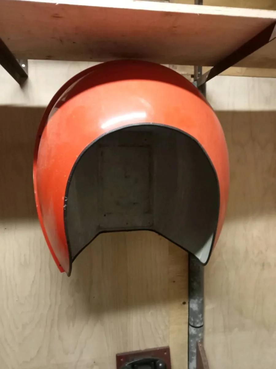 Old phone booth - Image 1