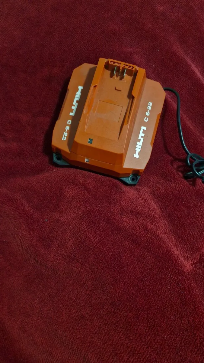 Hilti C 6-22  in perfect condition - Image 3