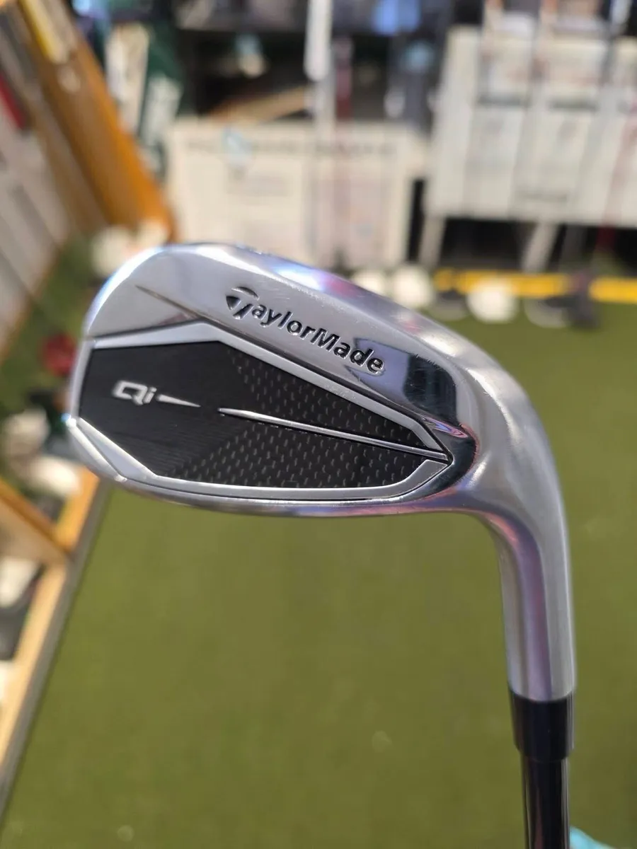Like New Taylormade Qi Irons - Image 3