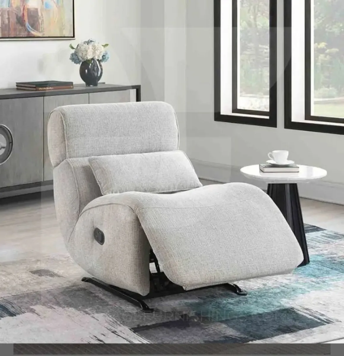Avebury Manual Recliner Rocker Chair / 3 Colours - Image 1
