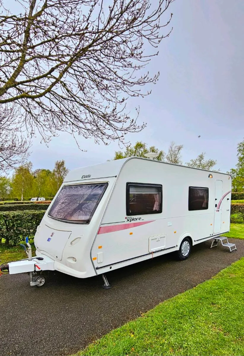 6/7 berth Caravan for sale fixed bunkbeds - Image 1