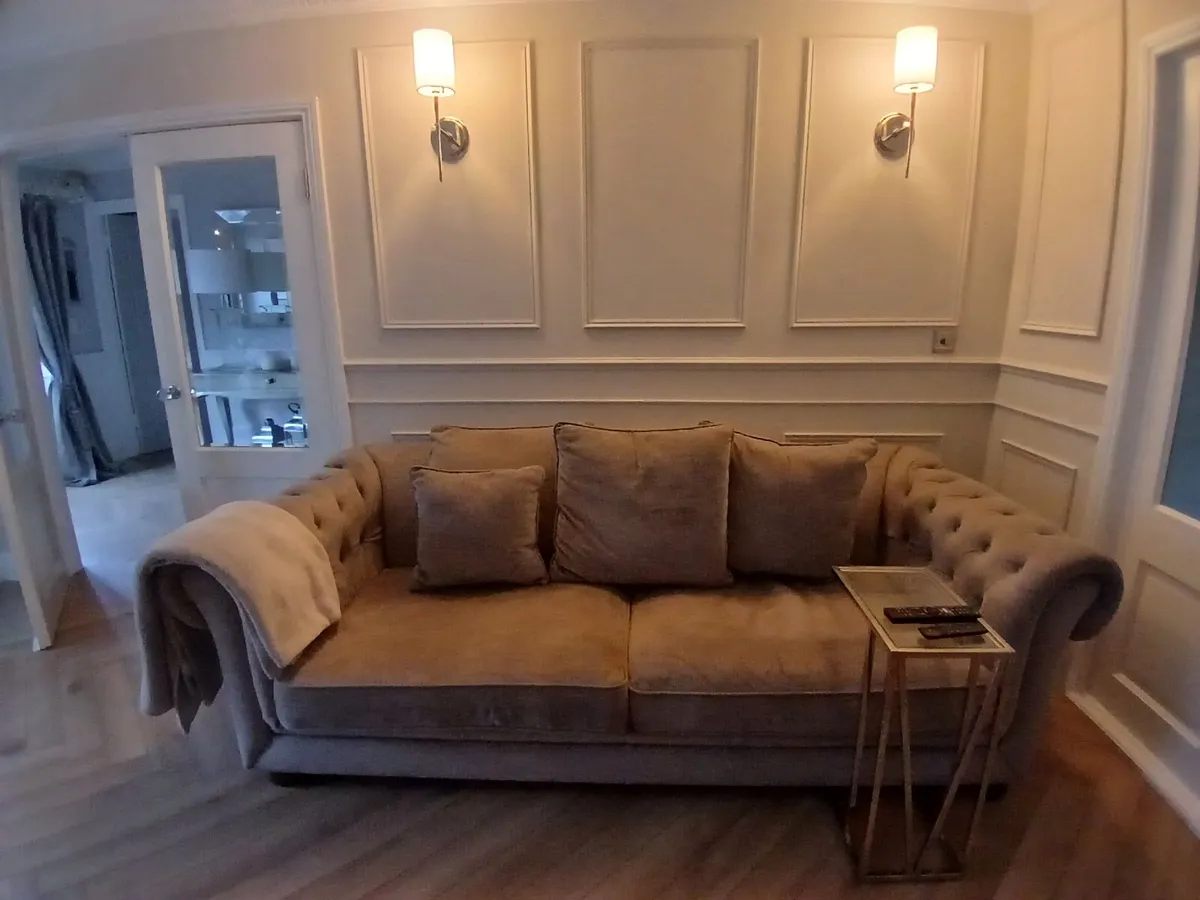 Grey button arm 4 seater sofa - Image 2