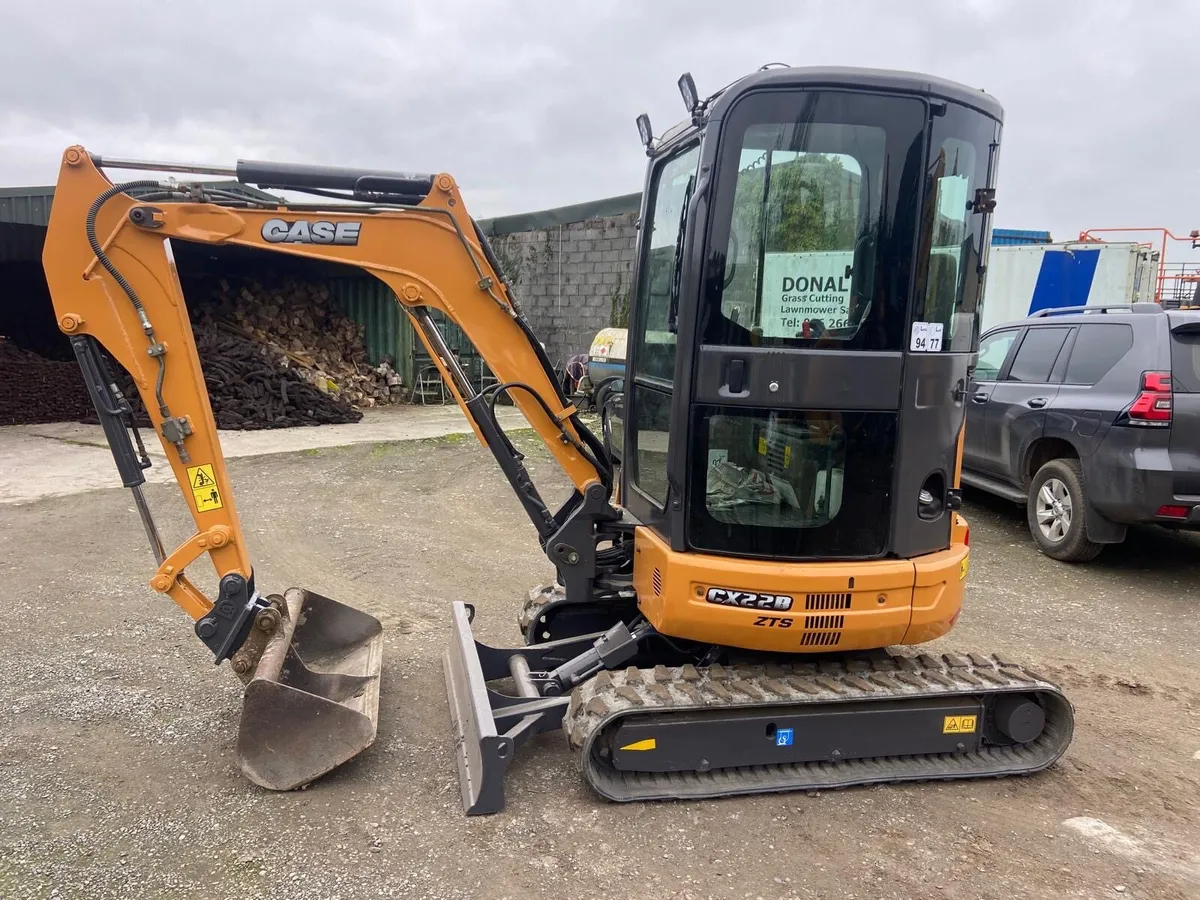 Case 3 ton digger - Image 1