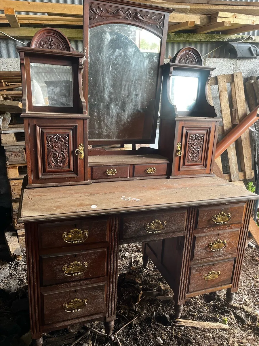 Side cabinets / vanity units - Image 2