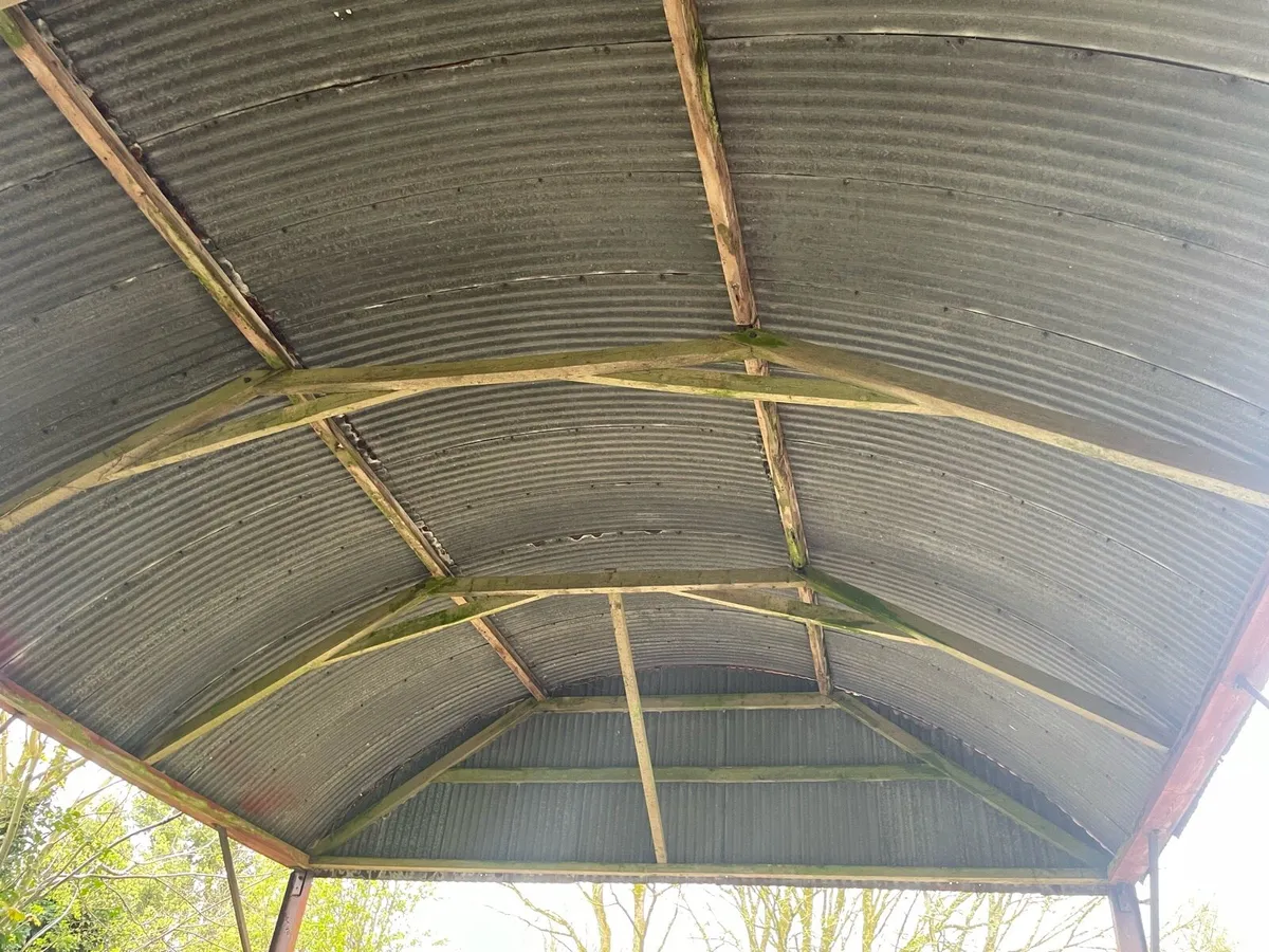 Round roof galvanise - Image 1