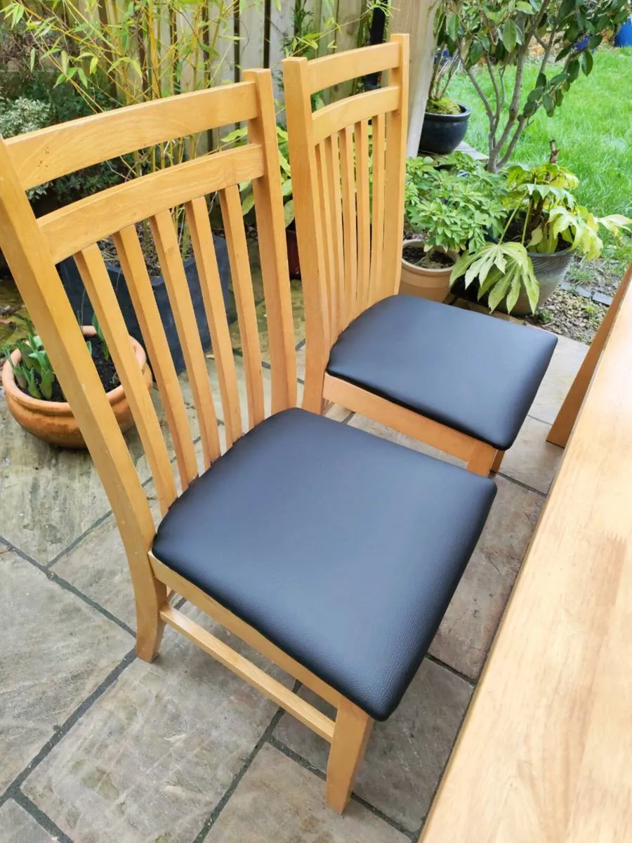 Kitchen dining table - Image 4
