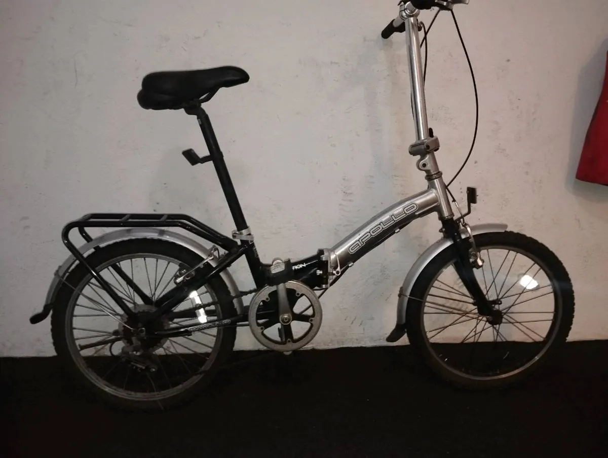 Fold up bike - Image 1