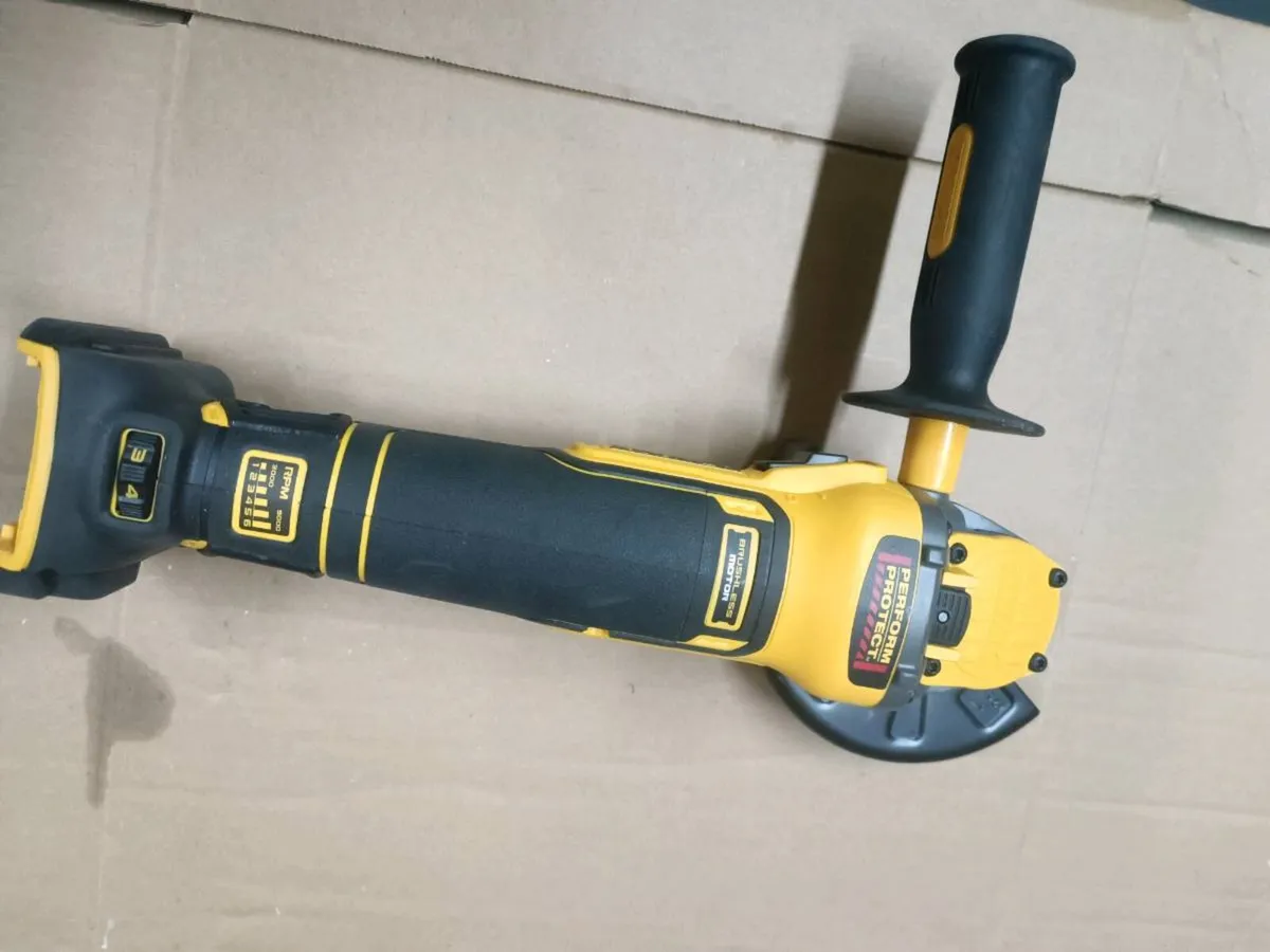 DeWalt dch 409 vs angle grinder. Brand new