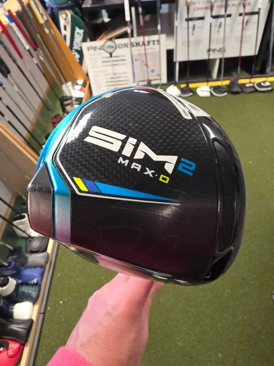 Taylormade Sim2 Max-D Driver - Image 1