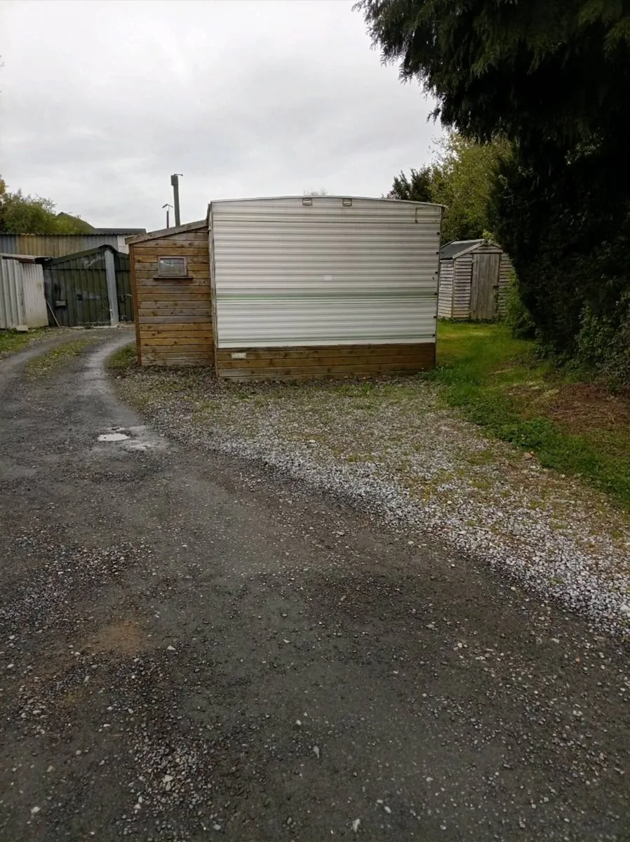 Mobile home built for wheelchair assistance - Image 4