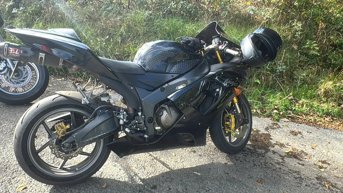 Kawasaki zx6r - Image 4