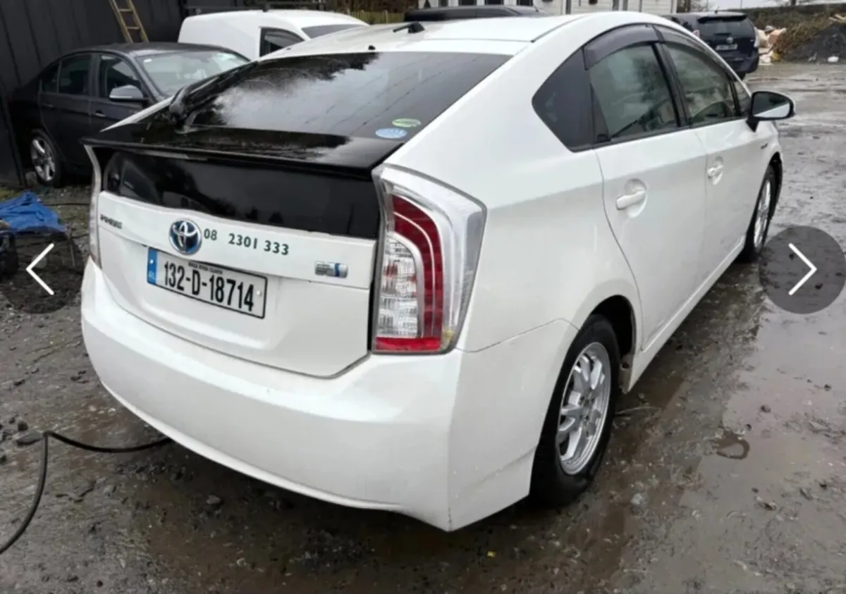 2013 Toyota Prius 1.8 Hybrid - Image 4
