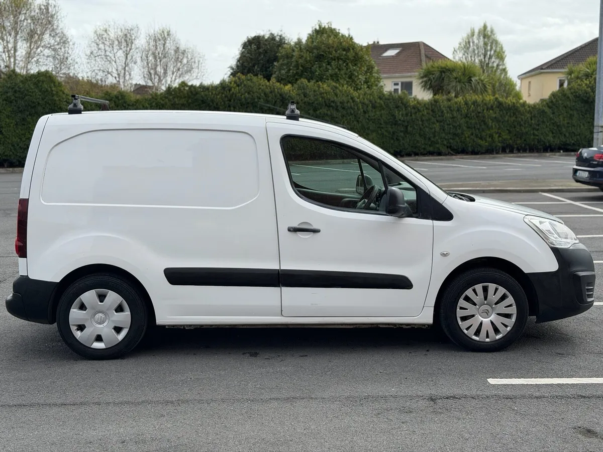 2018 CITROEN BERLINGO 3 SEATER - Image 4