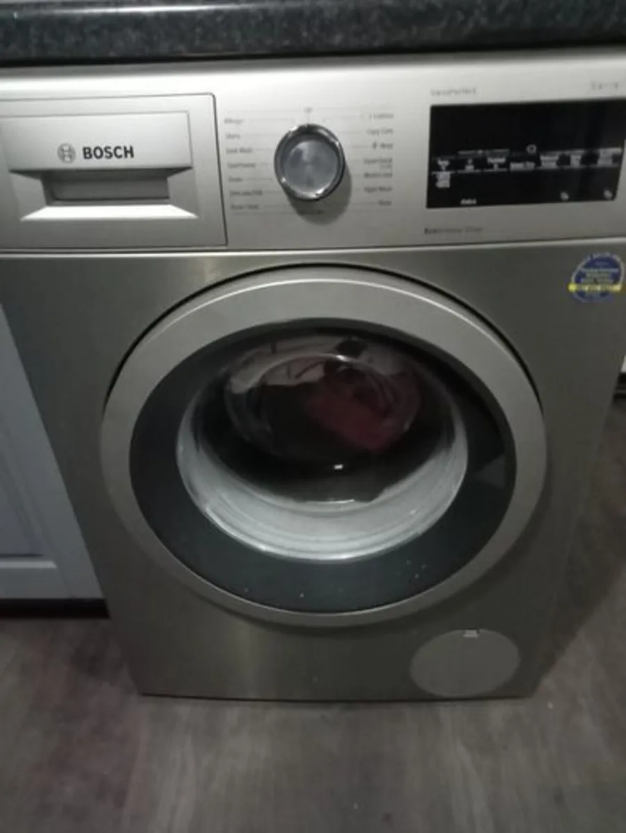 BOSCH WASHING MACHINE 10 KG - Image 1