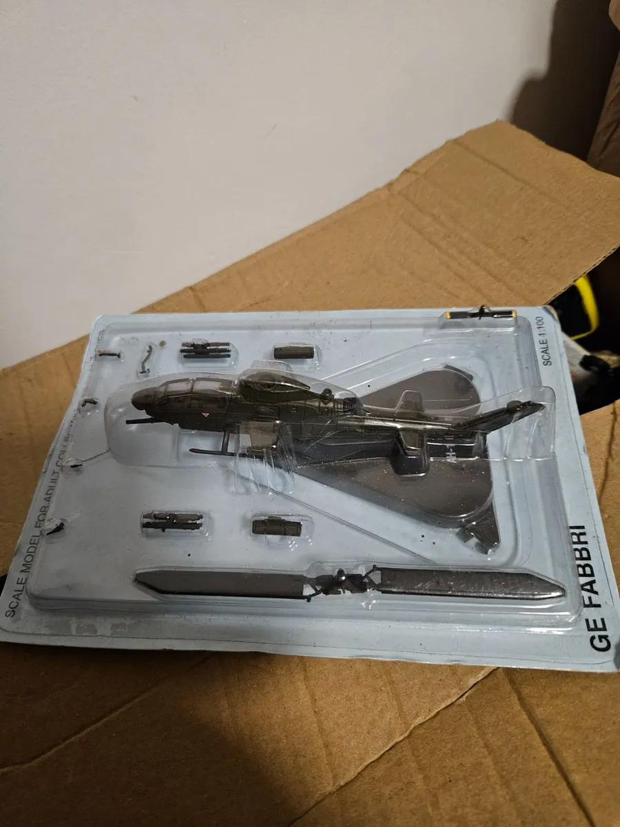 Corgi Atlas Attack Helicopter - Image 1