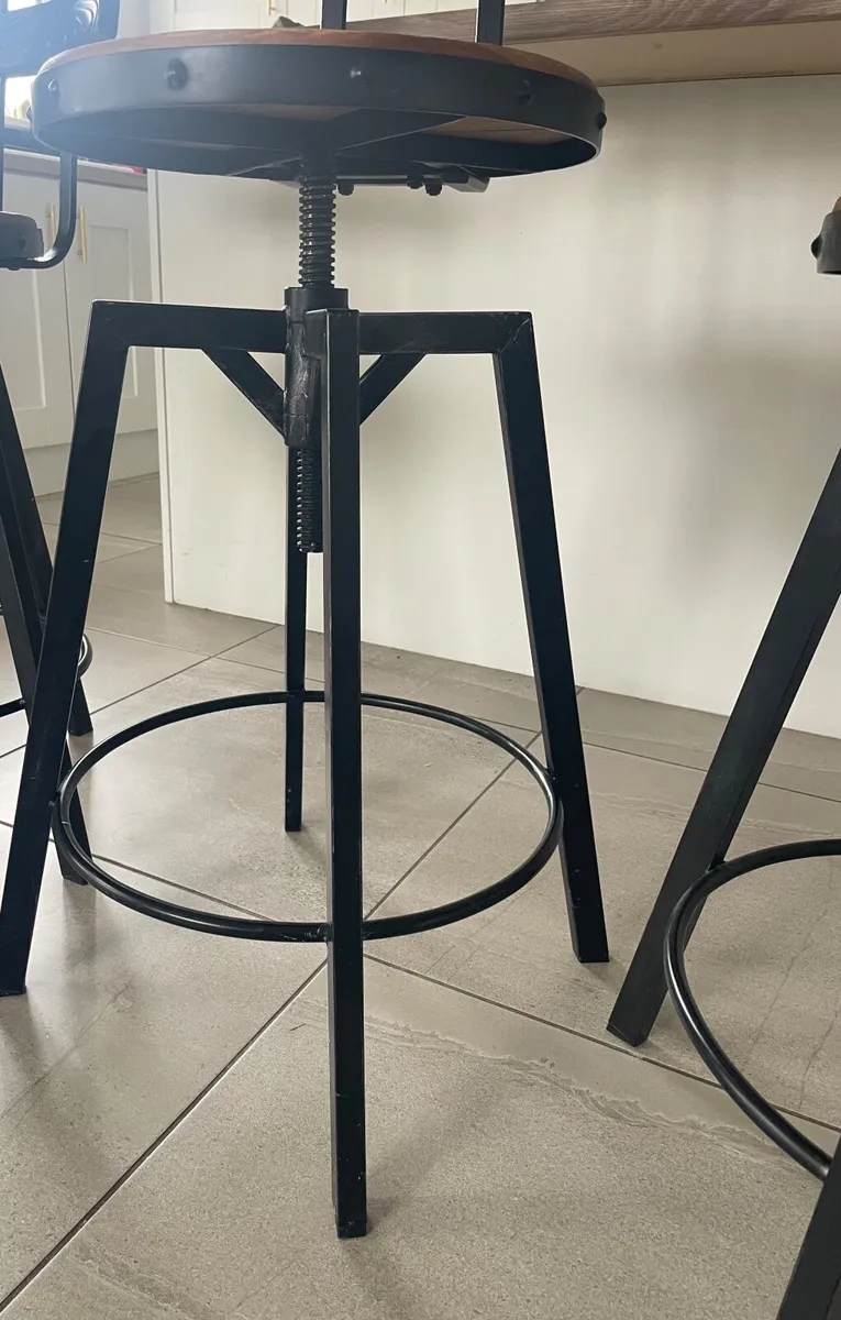 Kitchen bar stools - Image 2