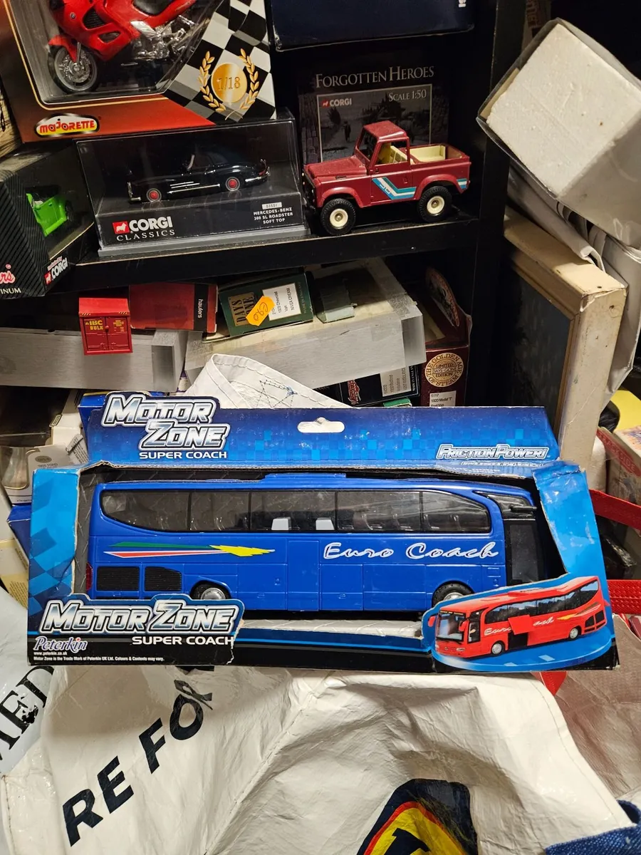 Corgi Motorzone Bus
