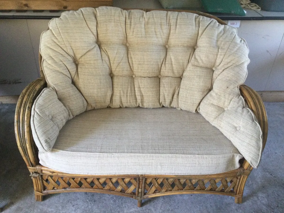 Sun Room Settee & Chairs - Image 2