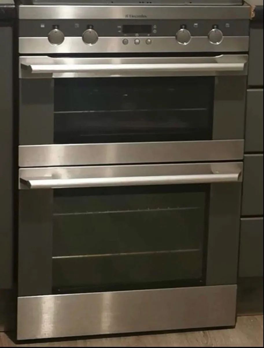 Electrolux double oven - Image 1