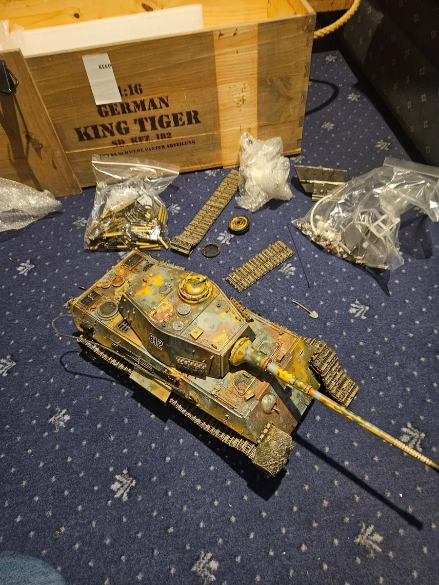 Corgi Forces of Valor German WW2 King Tiger 1.16 - Image 1