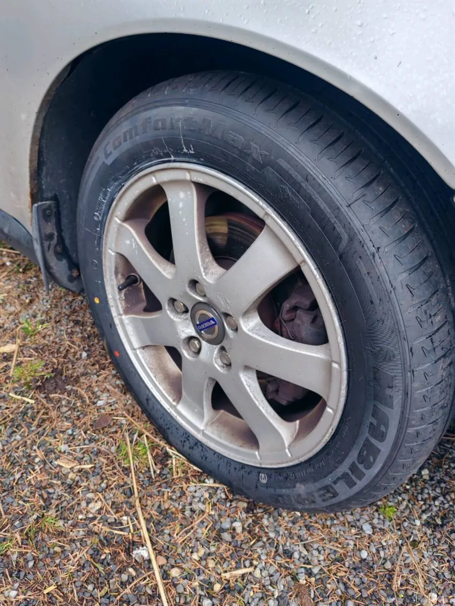 Volvo V50 Repair - Image 3