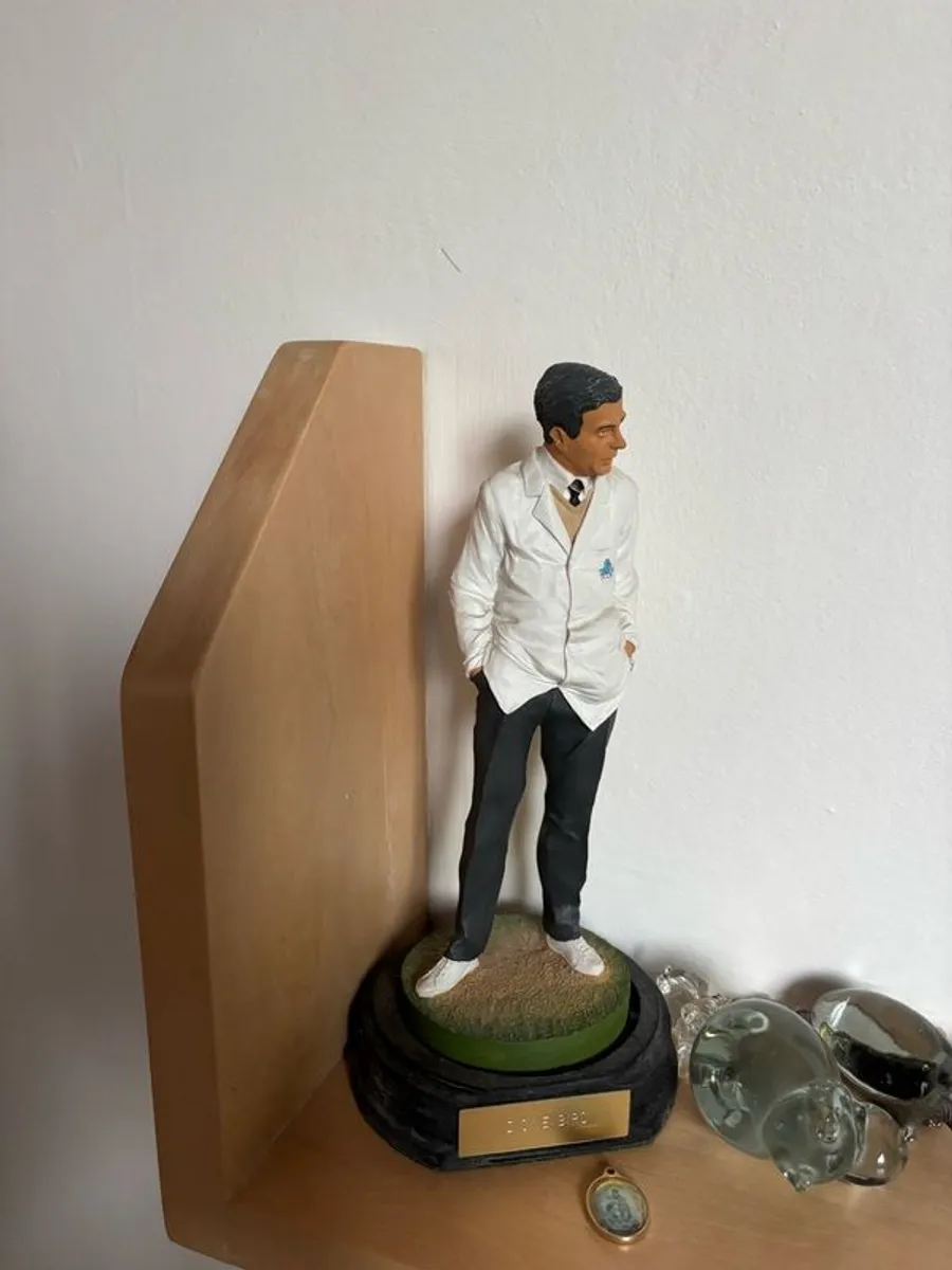 8 inch cricket figures - Image 2