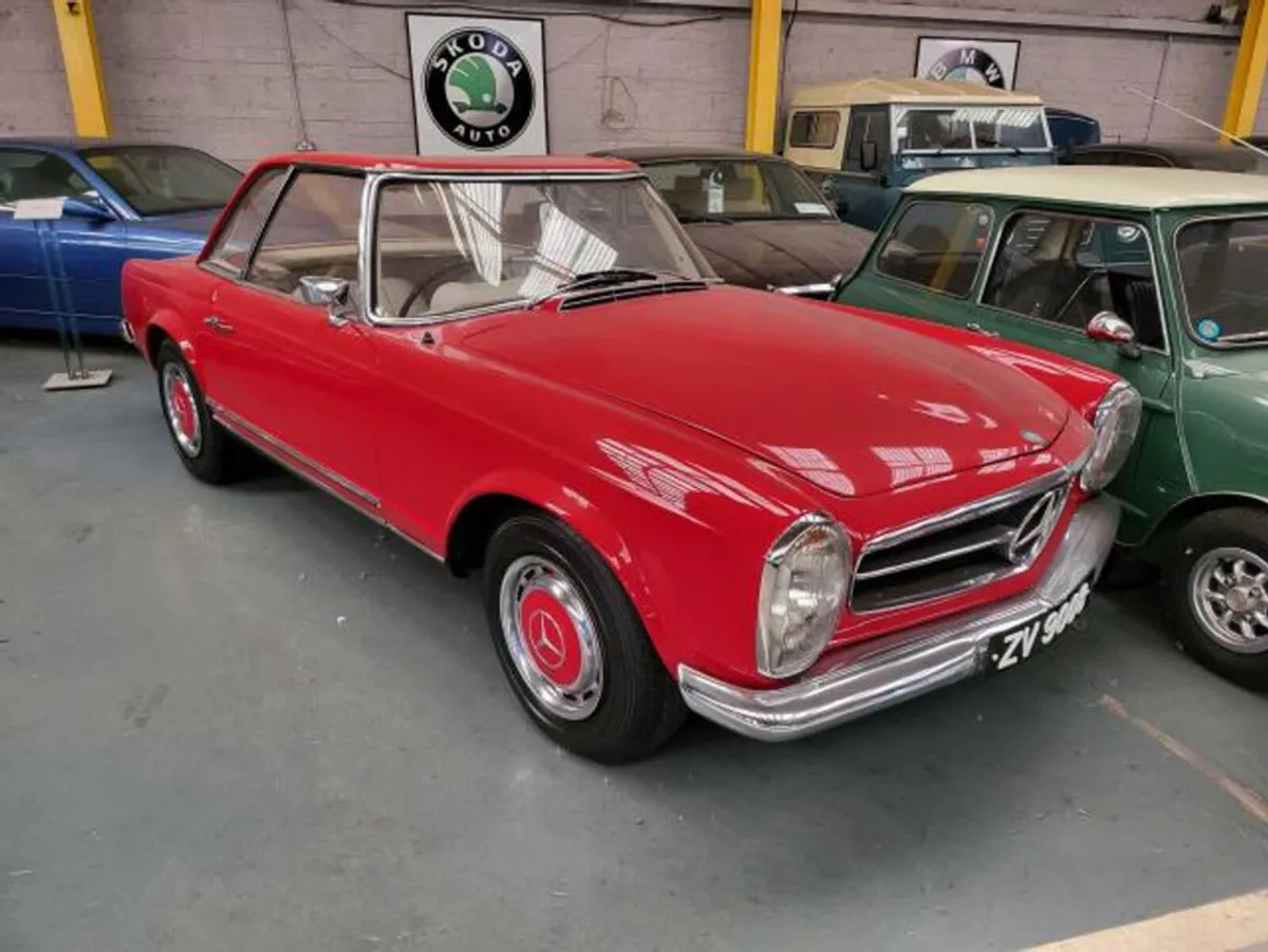 Mercedes-Benz SL-Class 250SL PAGODA  AUTOMATIC - Image 3