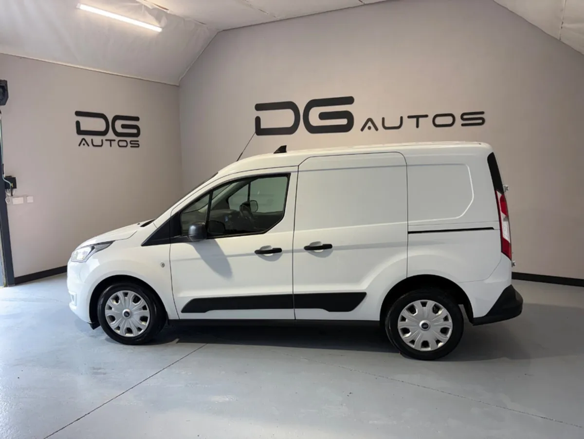 Ford Transit Connect HP TREND - 1.5 TD 100 T6.2 M6 - Image 1